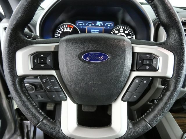 Used 2015  Ford Lariat image 27