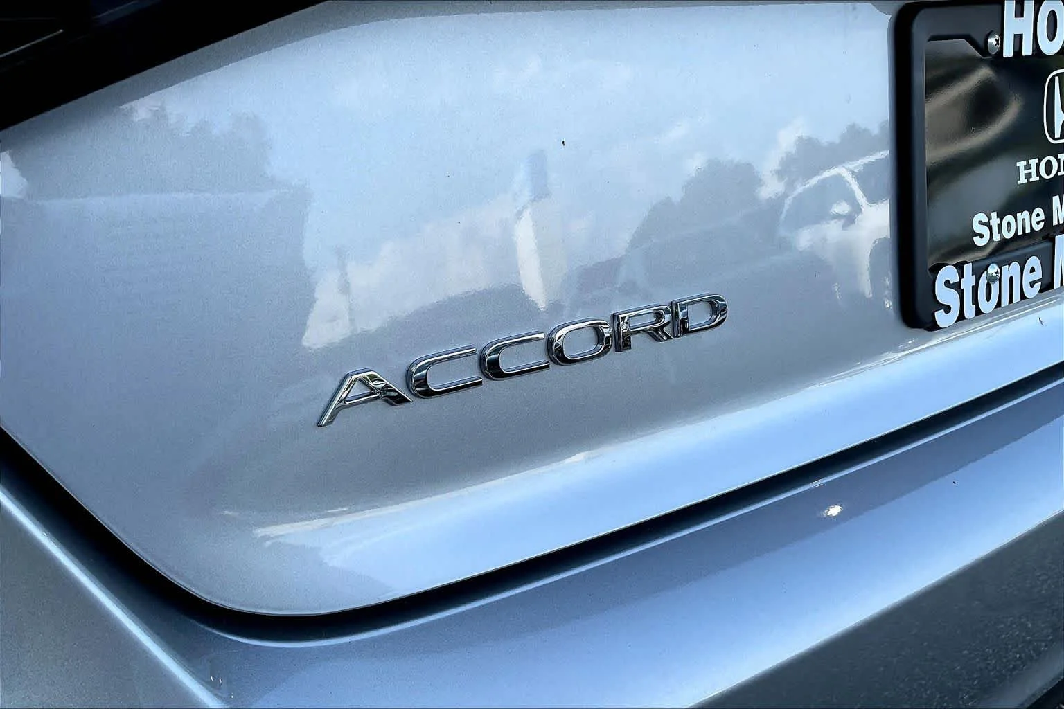 New 2026 Solar Silver Metallic Honda LX image 15