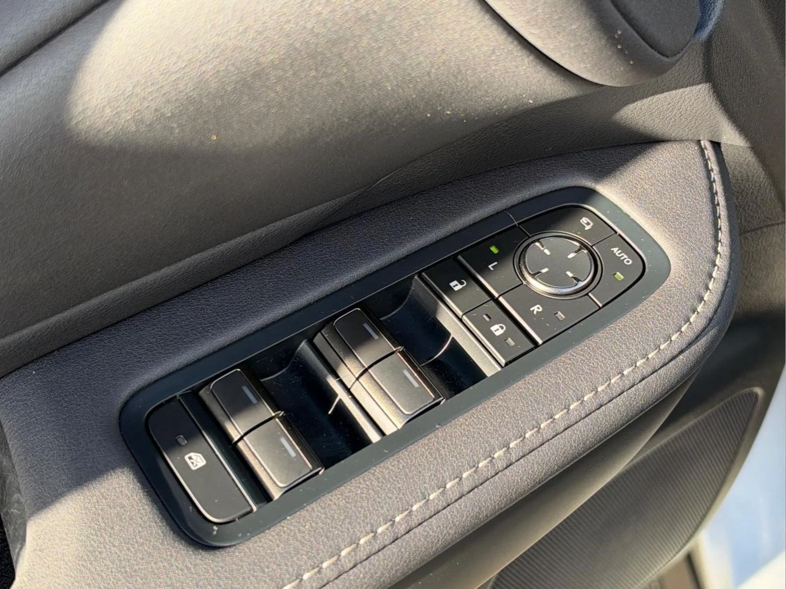 Used 2026 Celestial Silver Metallic LEXUS  image 21