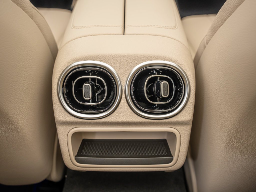 New 2027 Polar White Mercedes-Benz CLE 300 image 42