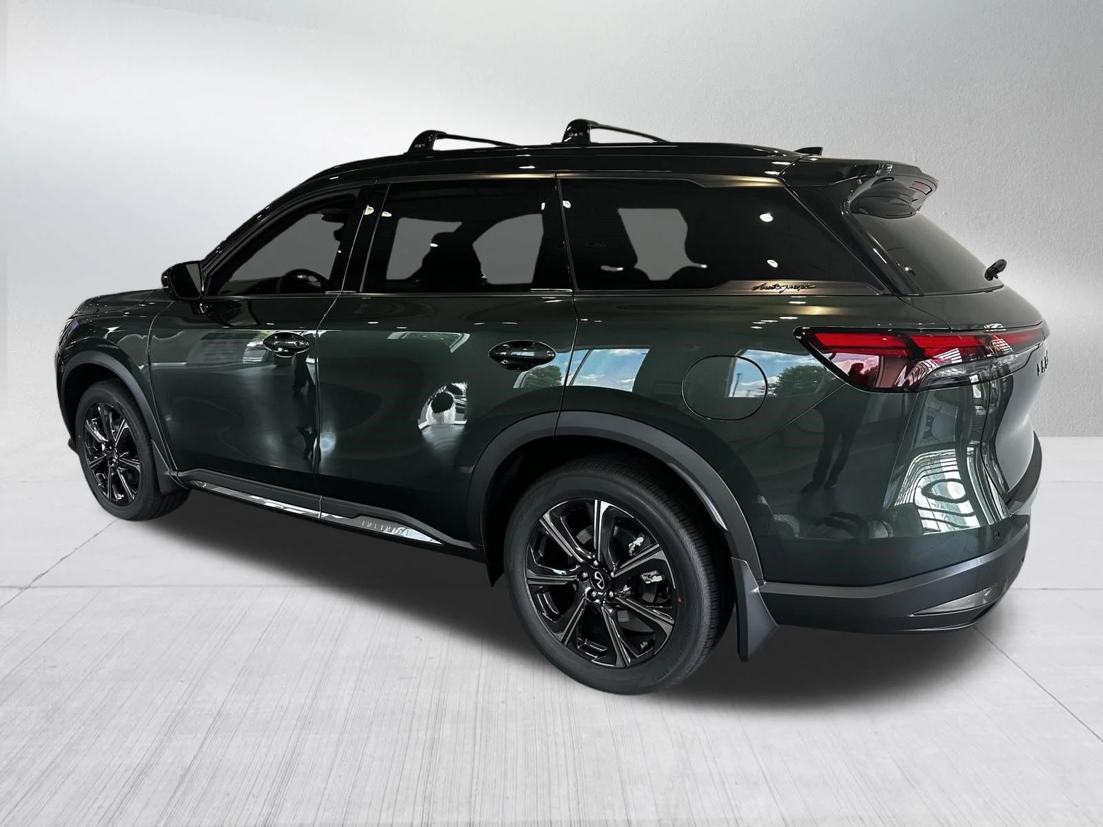 New 2027 2T DEEP EMRLD INFINITI Autograph AWD image 3