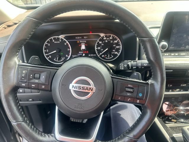 Used 2021 Brilliant Silver Metallic Nissan SV image 5