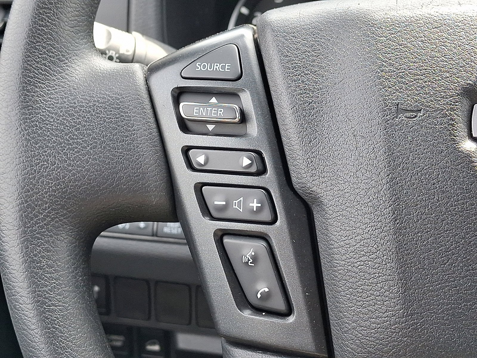 2022 Nissan Frontier S - Photo 25