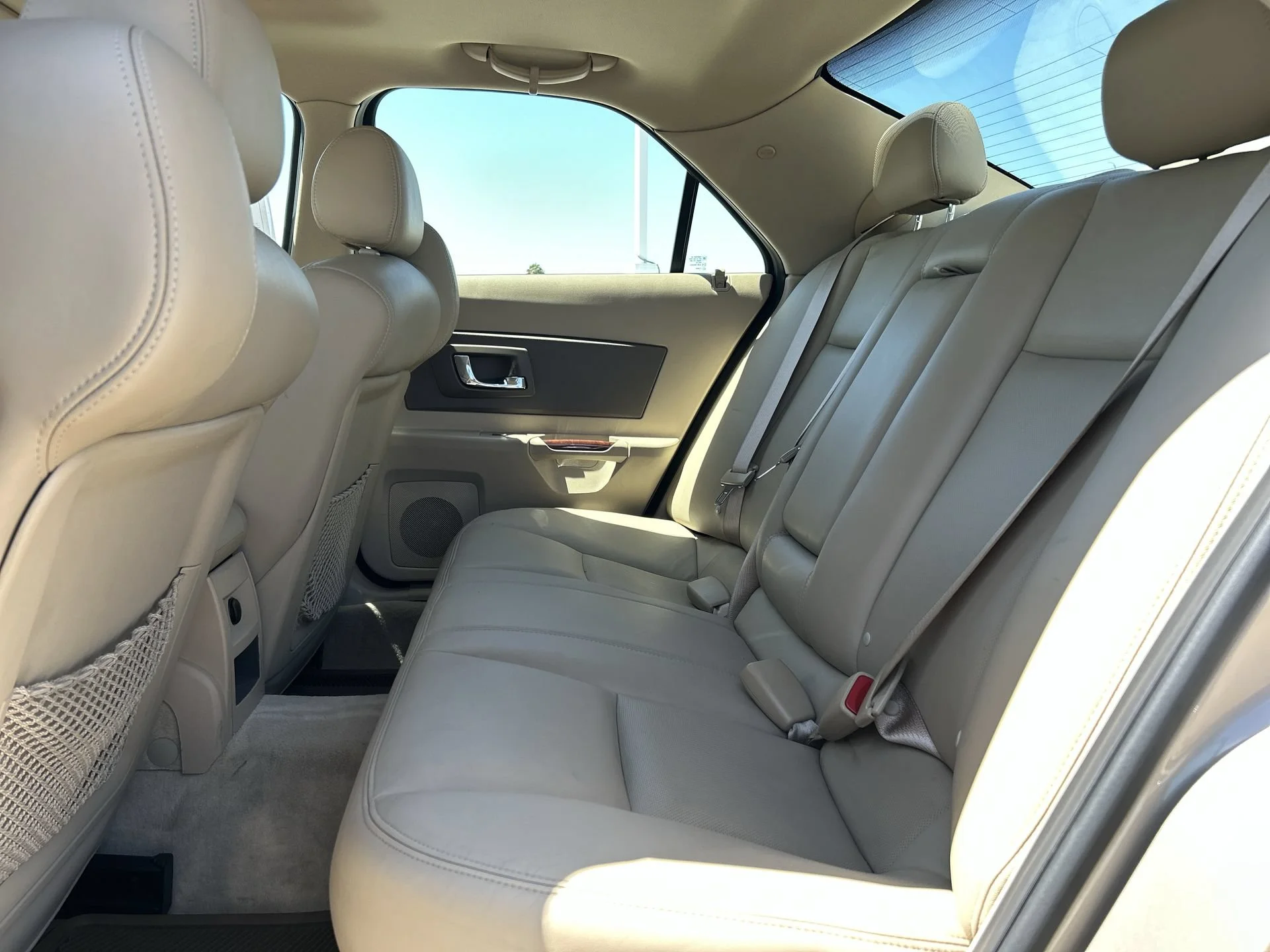 Used 2006 Sand Storm Cadillac Base image 24