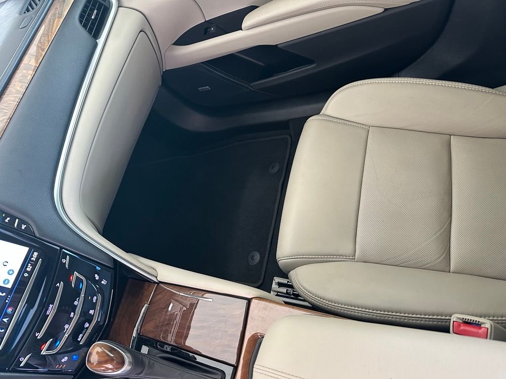 Used 2019 White Cadillac Luxury image 25