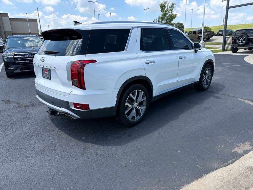 Used 2022 White Hyundai SEL image 7