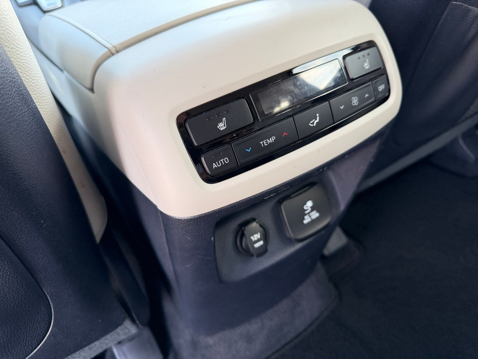 Used 2021 White Hyundai SEL image 36