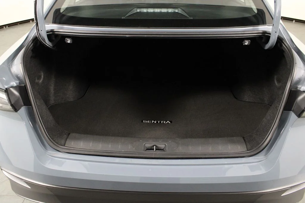 2026 Nissan Sentra SV - Photo 18