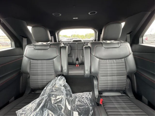 New 2026 Agate Black Metallic Ford ST-Line image 36