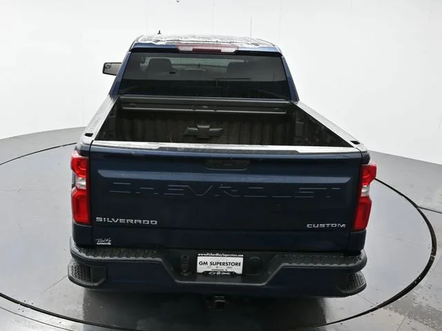 Used 2020 NORTHSKY BLUE METALLIC Chevrolet Custom image 22