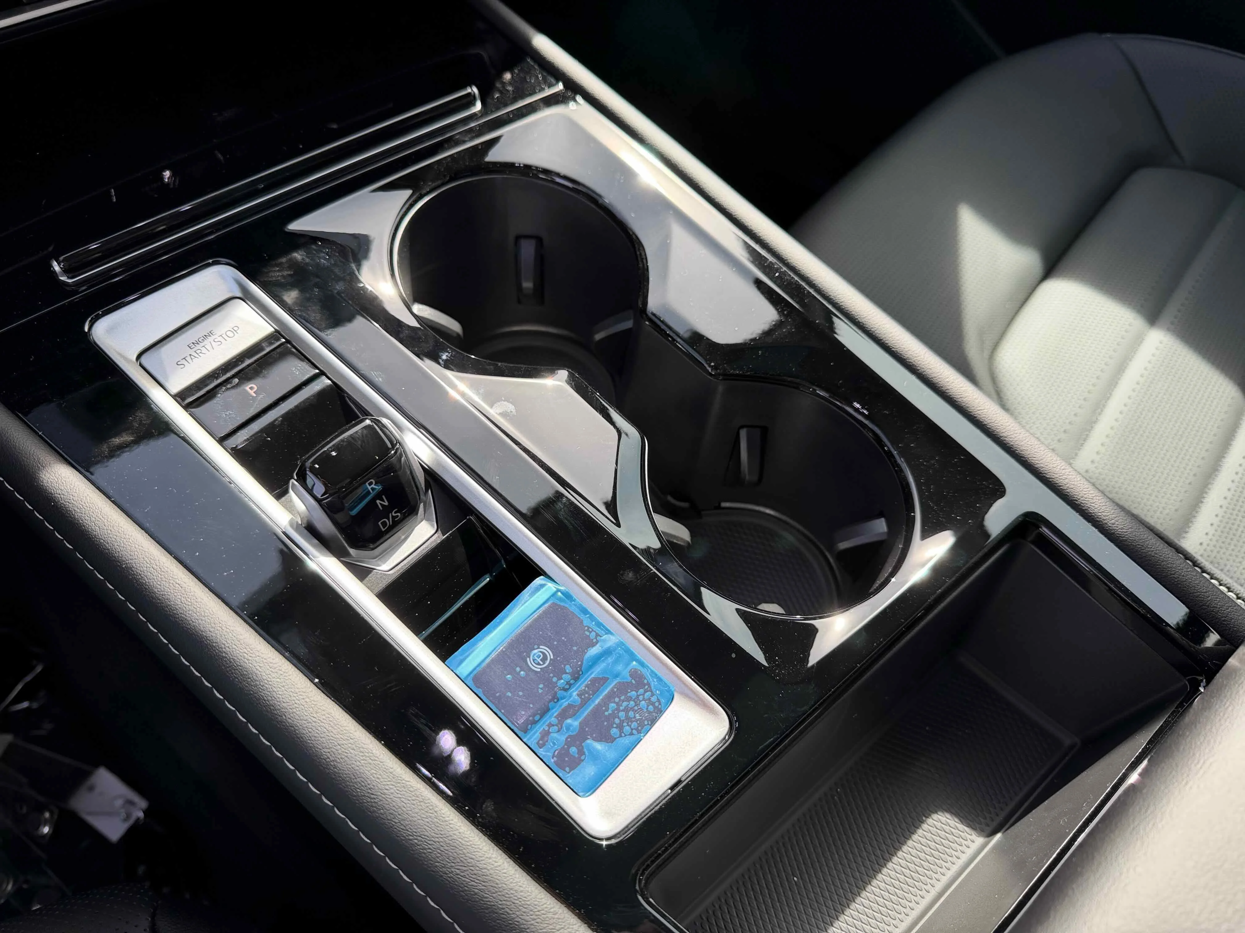 New 2026 Blue Volkswagen 2.0T SEL image 23