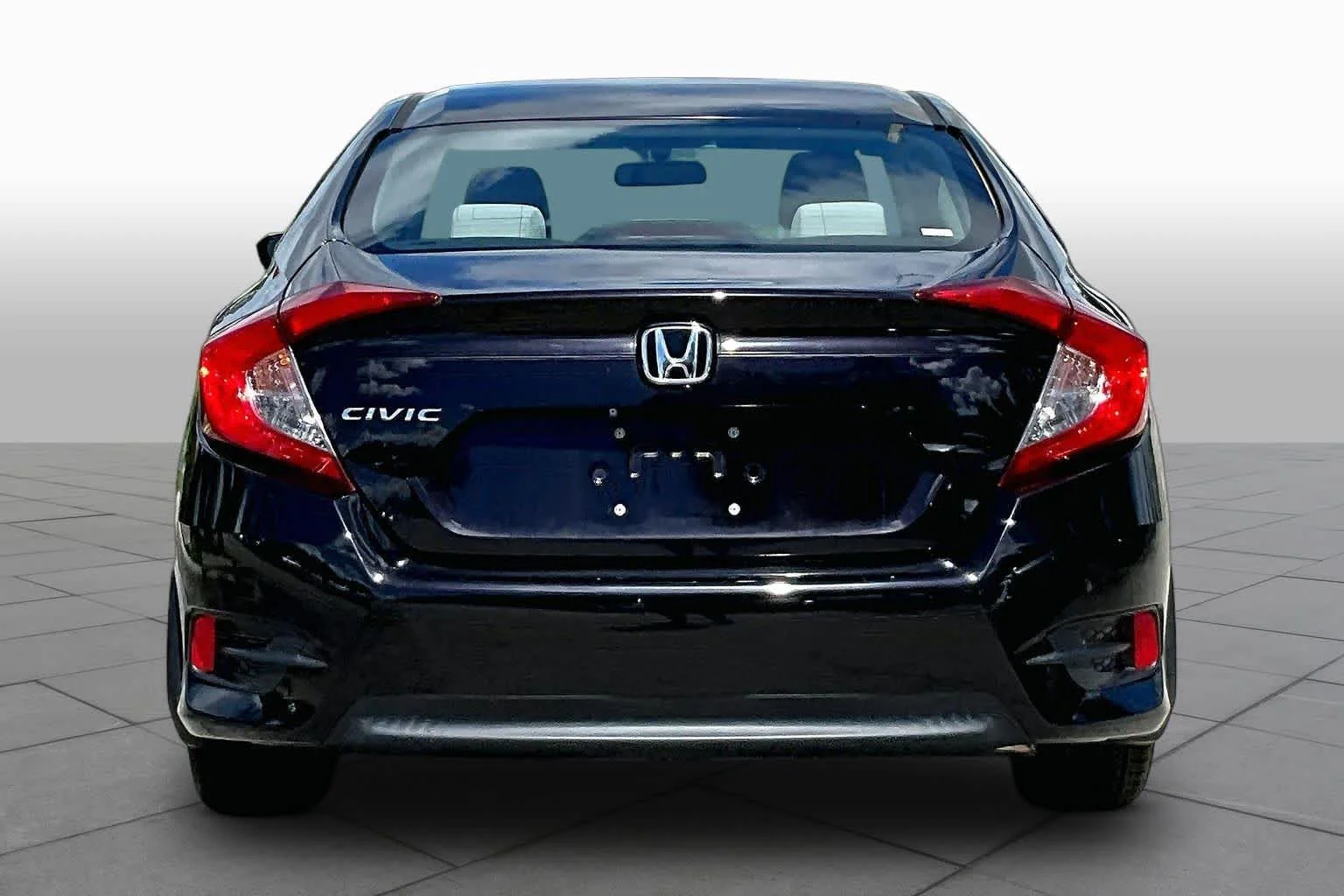 Used 2018 Crystal Black Pearl Honda LX image 5