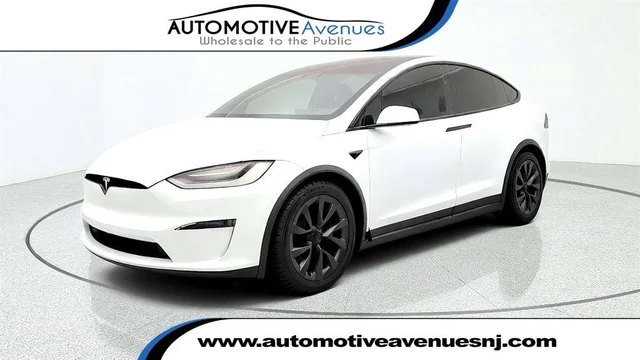 2023 Tesla Model X AWD w/ Yoke Steering Wheel