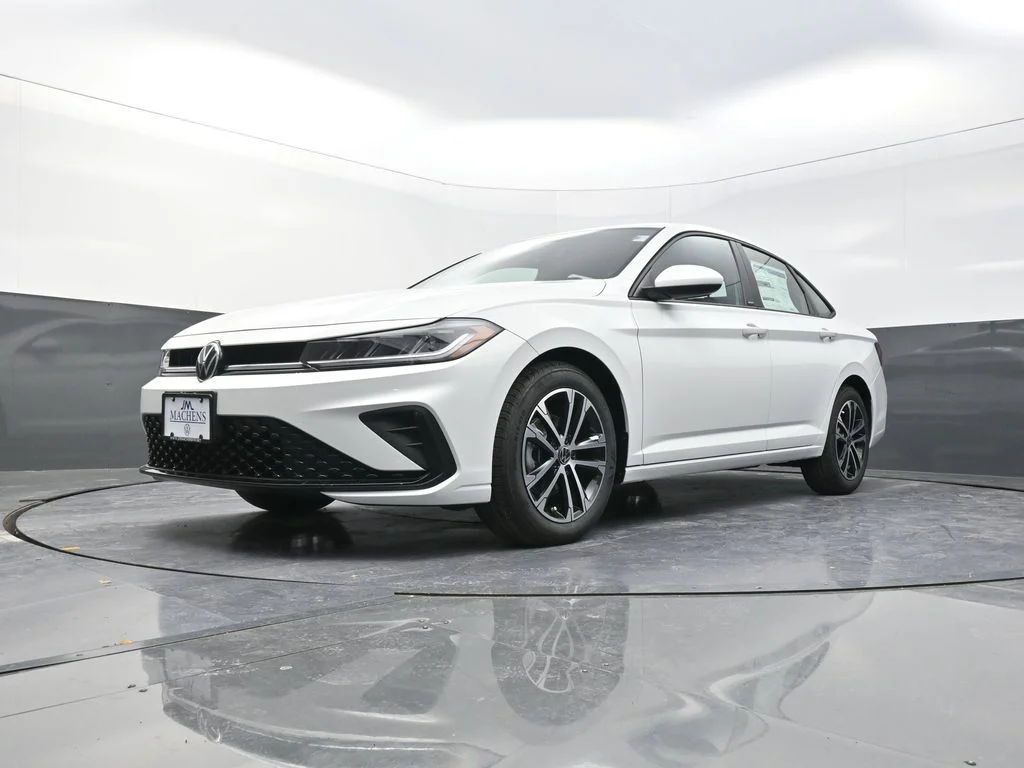 New 2026  Volkswagen 1.5T Sport image 22