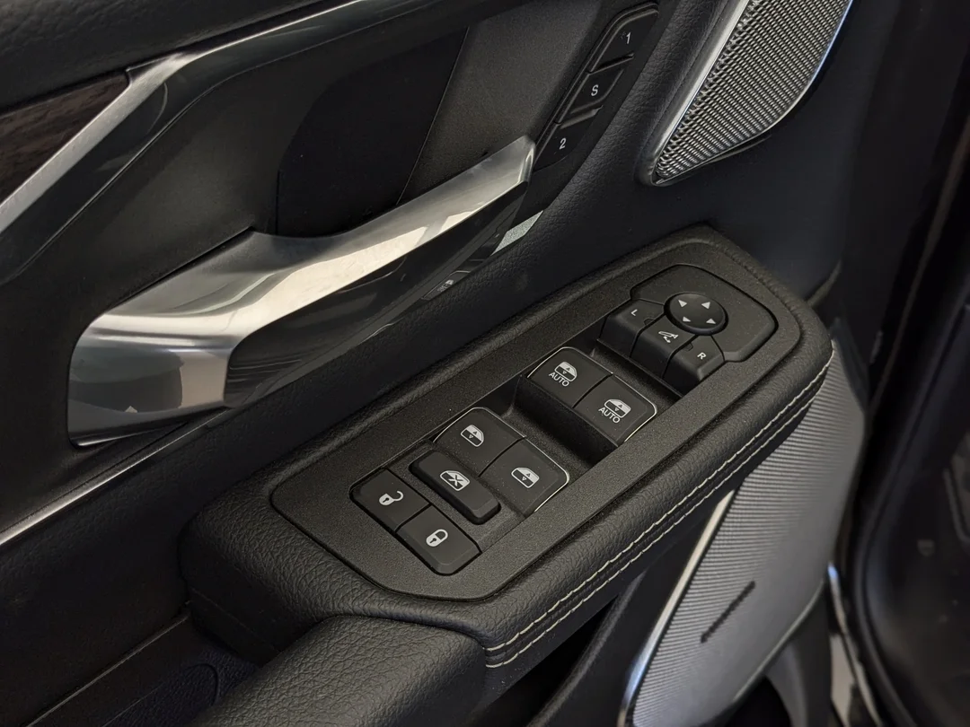 New 2026 Black RAM Laramie - - Twin Turbo - 22 Black Wheels - 14.4 Screen - Harman/Kardon - Pano Sunroof & More! image 13