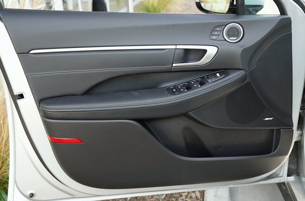 2025 Hyundai Sonata Hybrid Limited - Photo 39