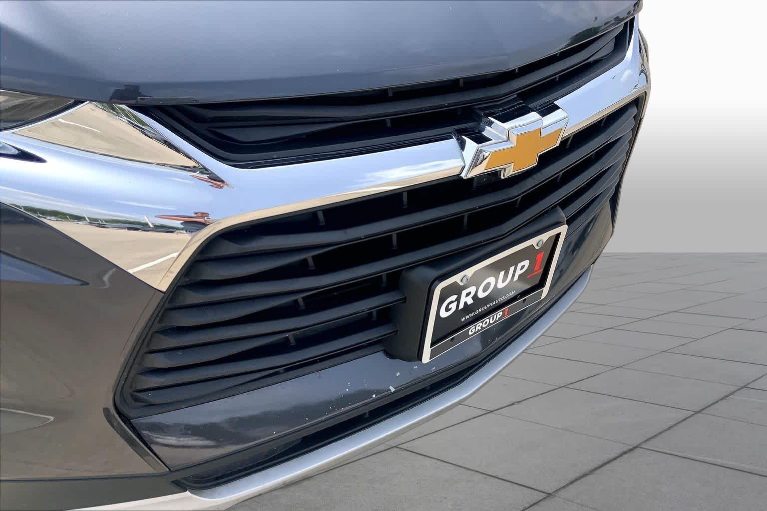 Used 2022 Iron Gray Metallic Chevrolet LT image 29