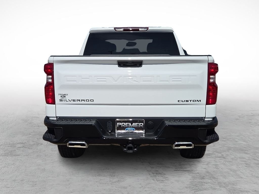 Used 2025 White Chevrolet Custom Trail Boss image 9