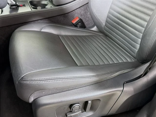 Certified Used 2025 Black Land Rover S image 22