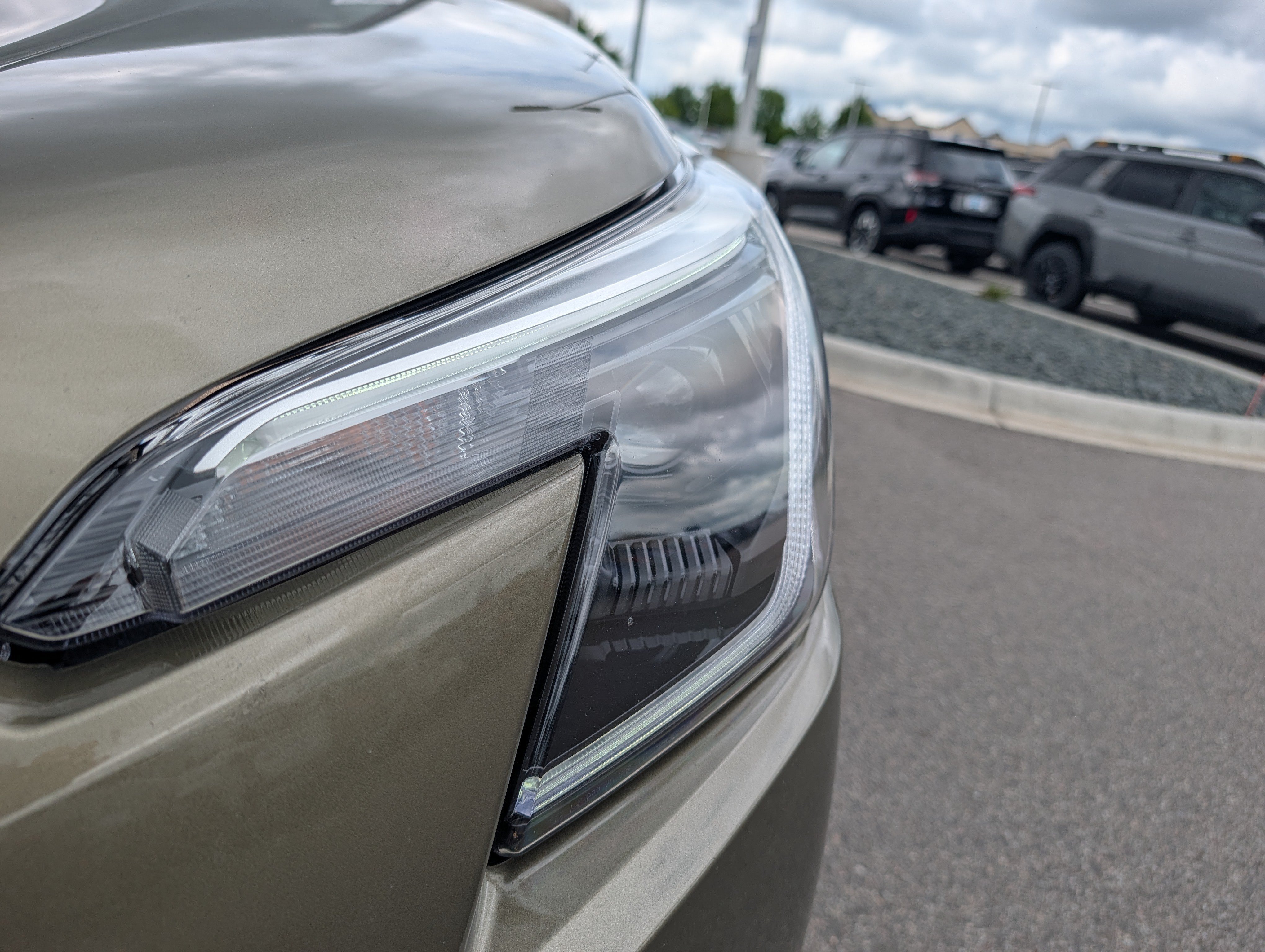 Used 2024 Autumn Green Metallic Subaru Limited image 16