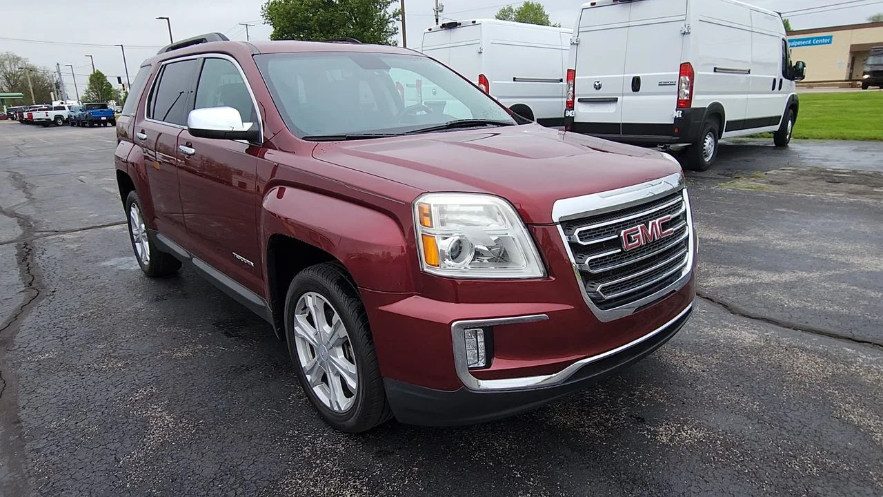 Used 2017 GMC Terrain SLE-2 with VIN 2GKALNEKXH6126666 for sale in Elkhart, IN
