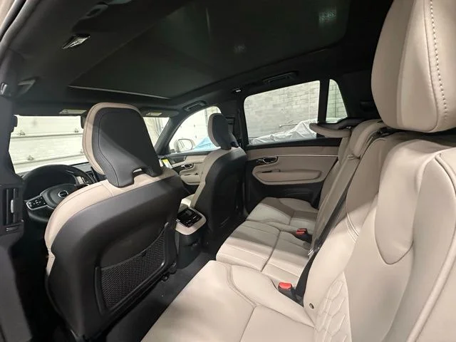 New 2026 Bright Dusk Volvo Plus image 13