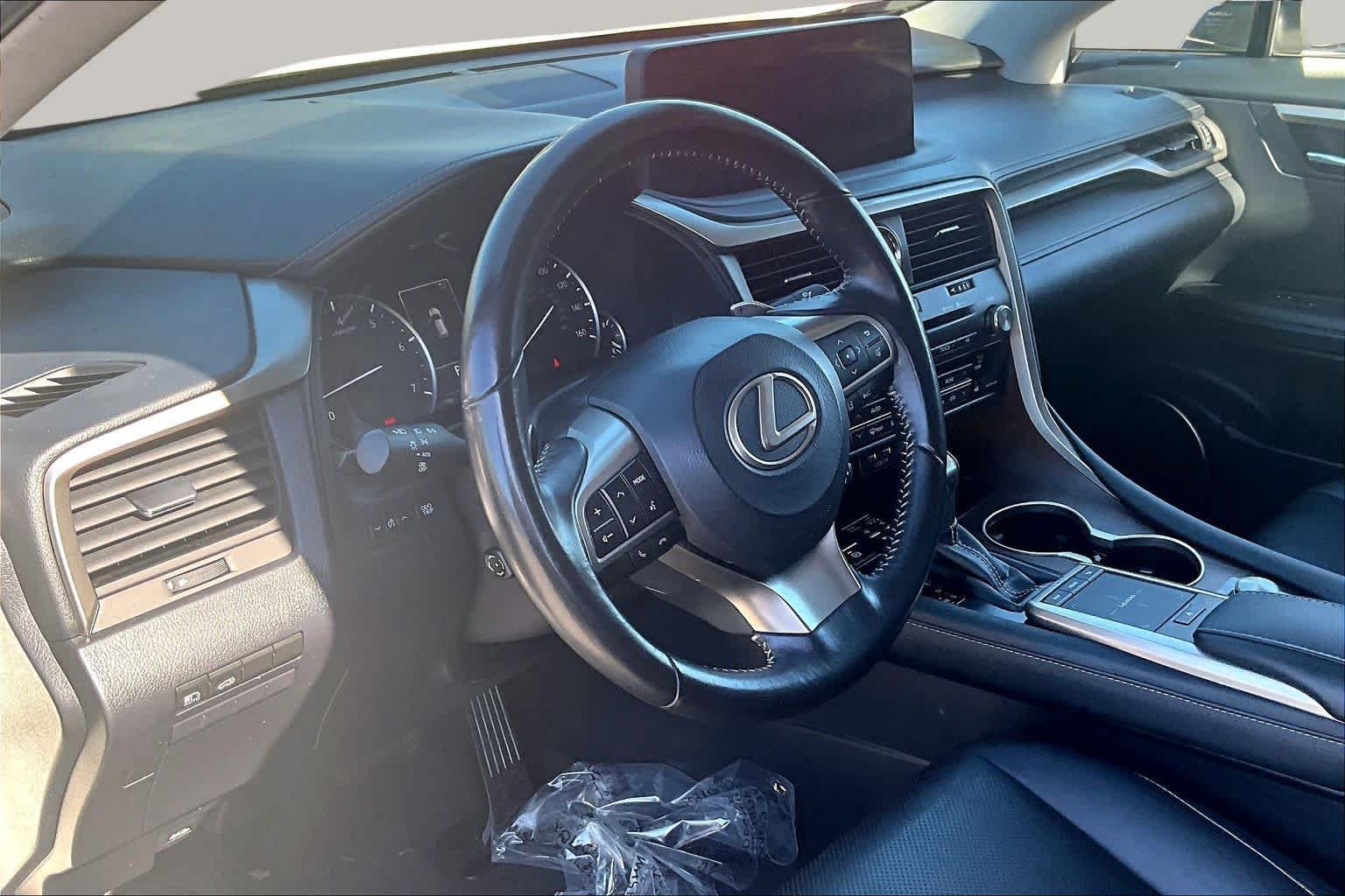Used 2020 Eminent White Pearl Lexus  image 18