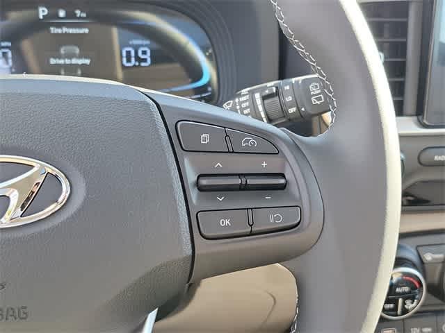New 2026 Shimmering Silver Hyundai SEL image 8