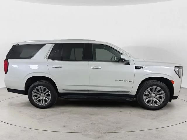Certified Used 2022 White Frost Tricoat GMC Denali image 6