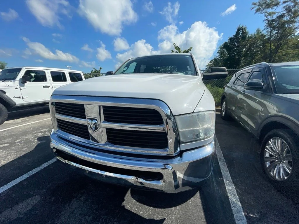 Used 2012 White Ram ST image 3