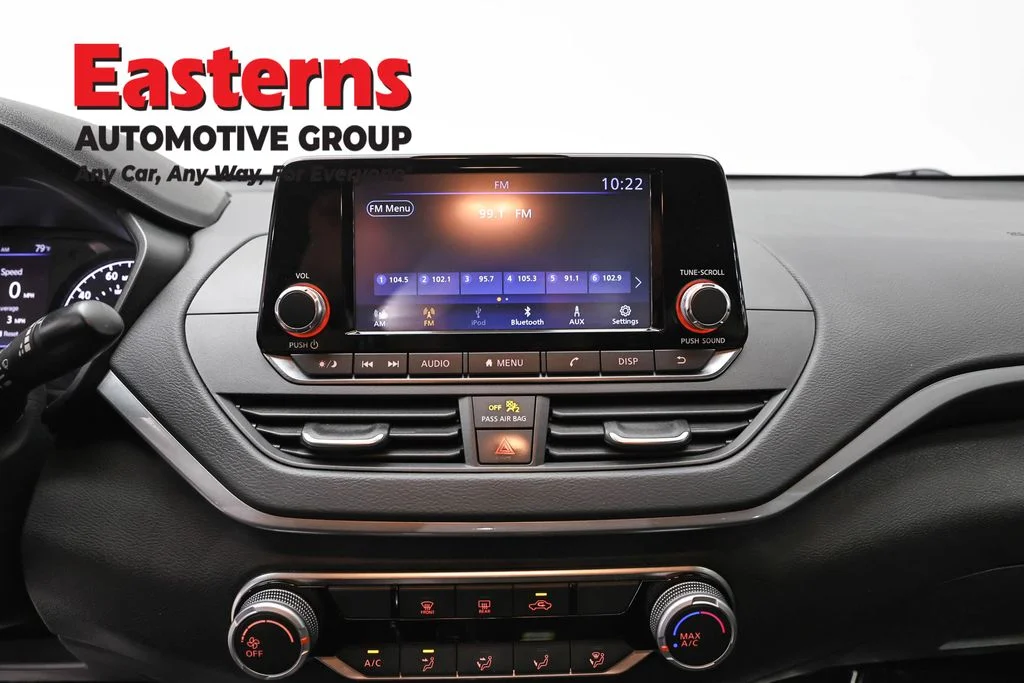 Used 2024 White Nissan 2.5 S image 11