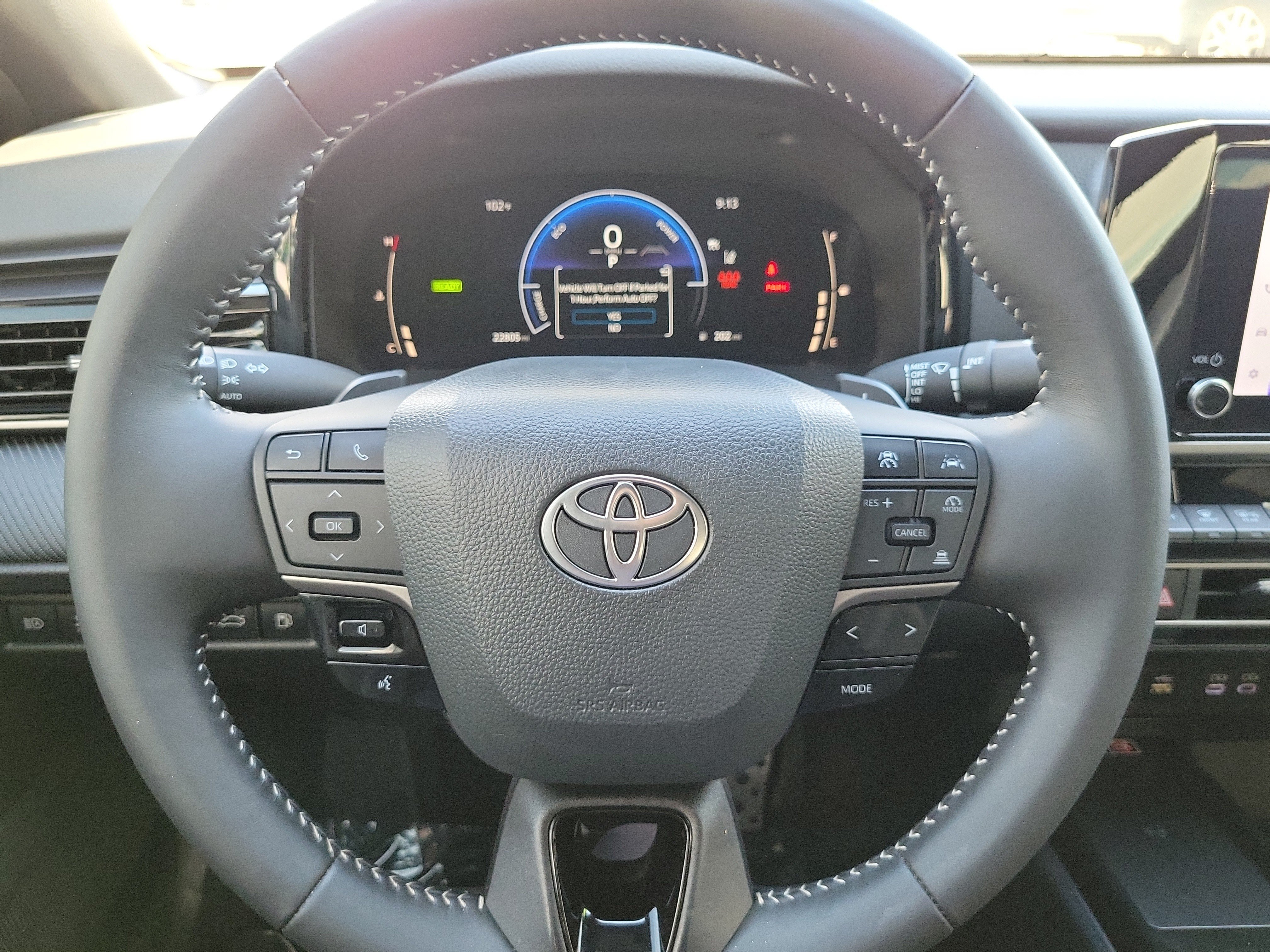 Used 2025 Ice Toyota SE image 19