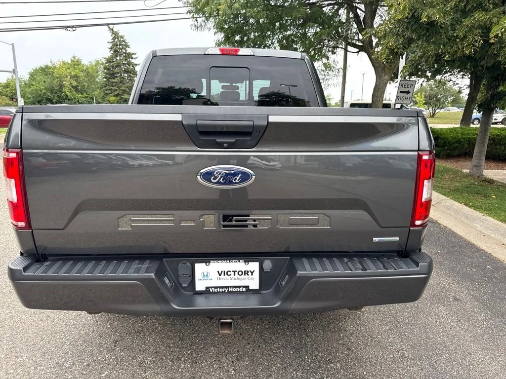 Used 2019 Gray Ford XLT image 9