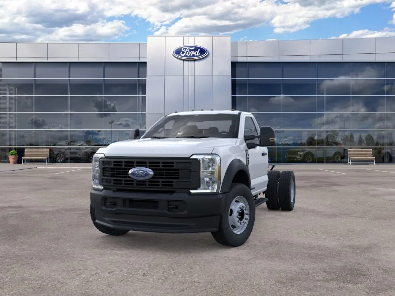 New 2026 Oxford White Ford F-600® XL image 2