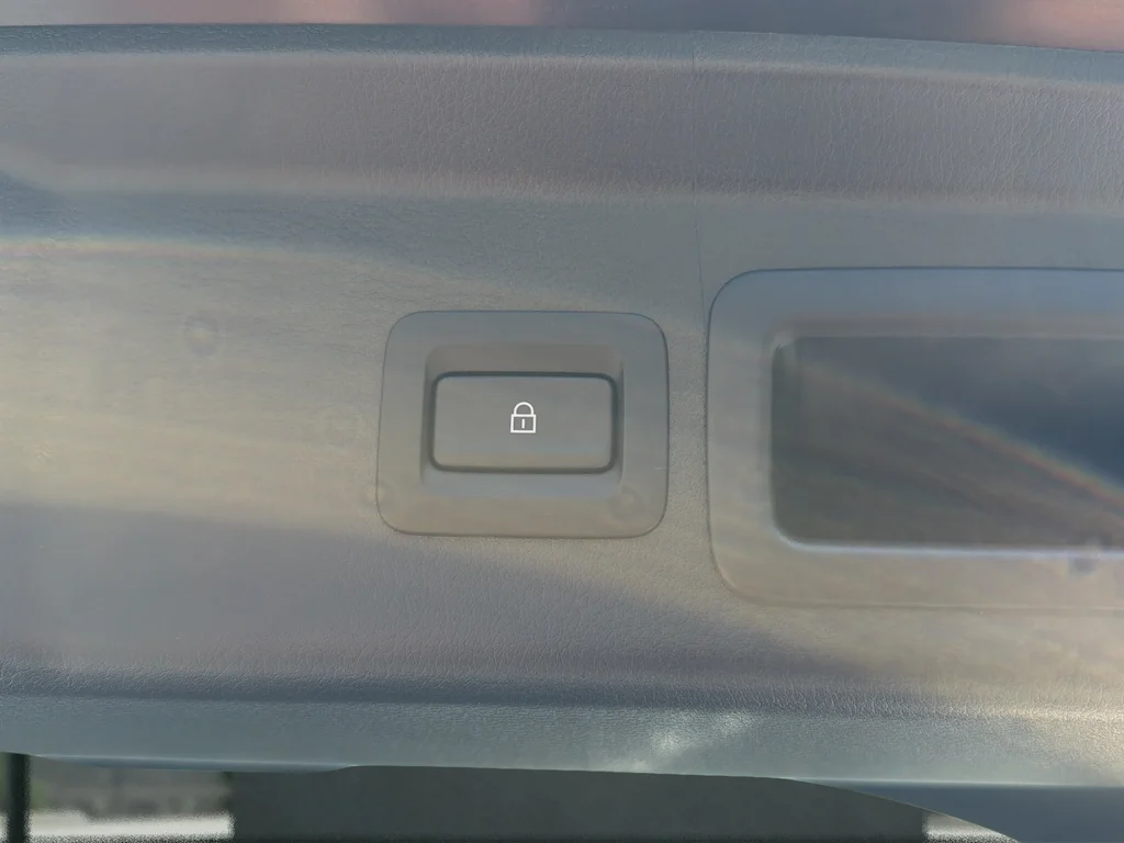 New 2026 Jet Black Mazda 2.5 S Select Sport AWD image 19