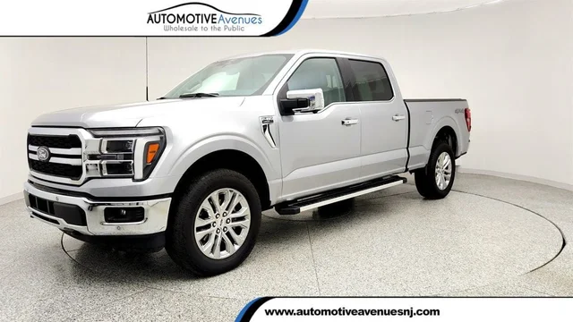 2025 Ford F-150 LARIAT 4WD SuperCrew 6.5' Box w/ Equip 502A, Hard Tonneau Cover