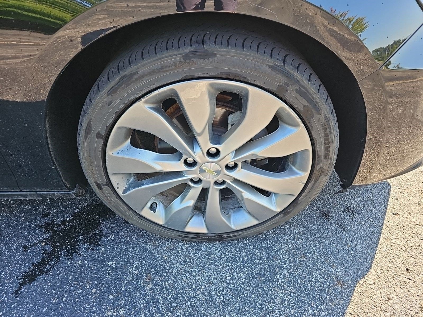 Used 2017 Mosaic Black Metallic Chevrolet Premier image 9