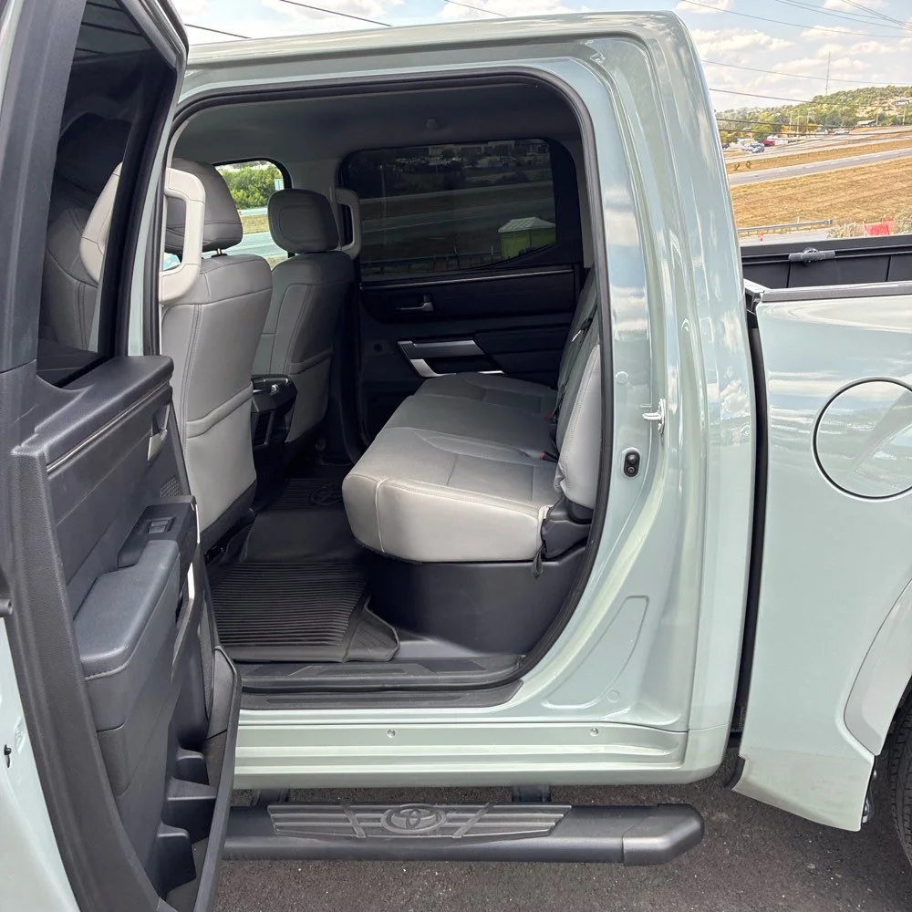 Used 2022 Lunar Toyota SR5 image 9