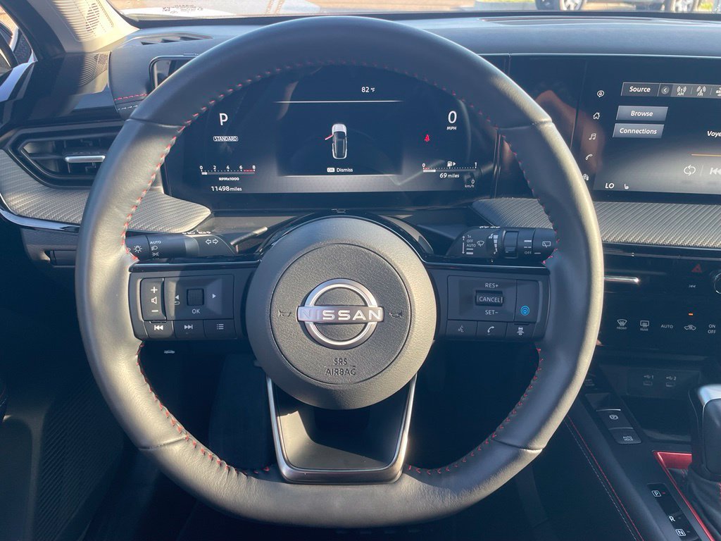 Used 2025 White Nissan SR image 8