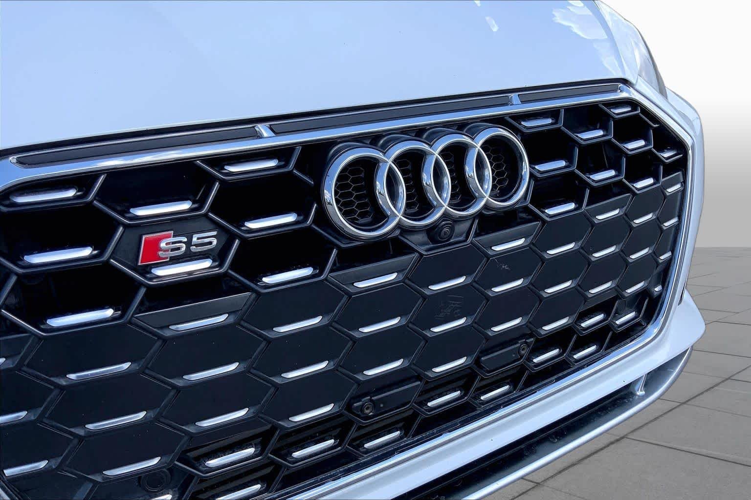 Used 2023 Glacier White Metallic Audi Premium Plus image 29