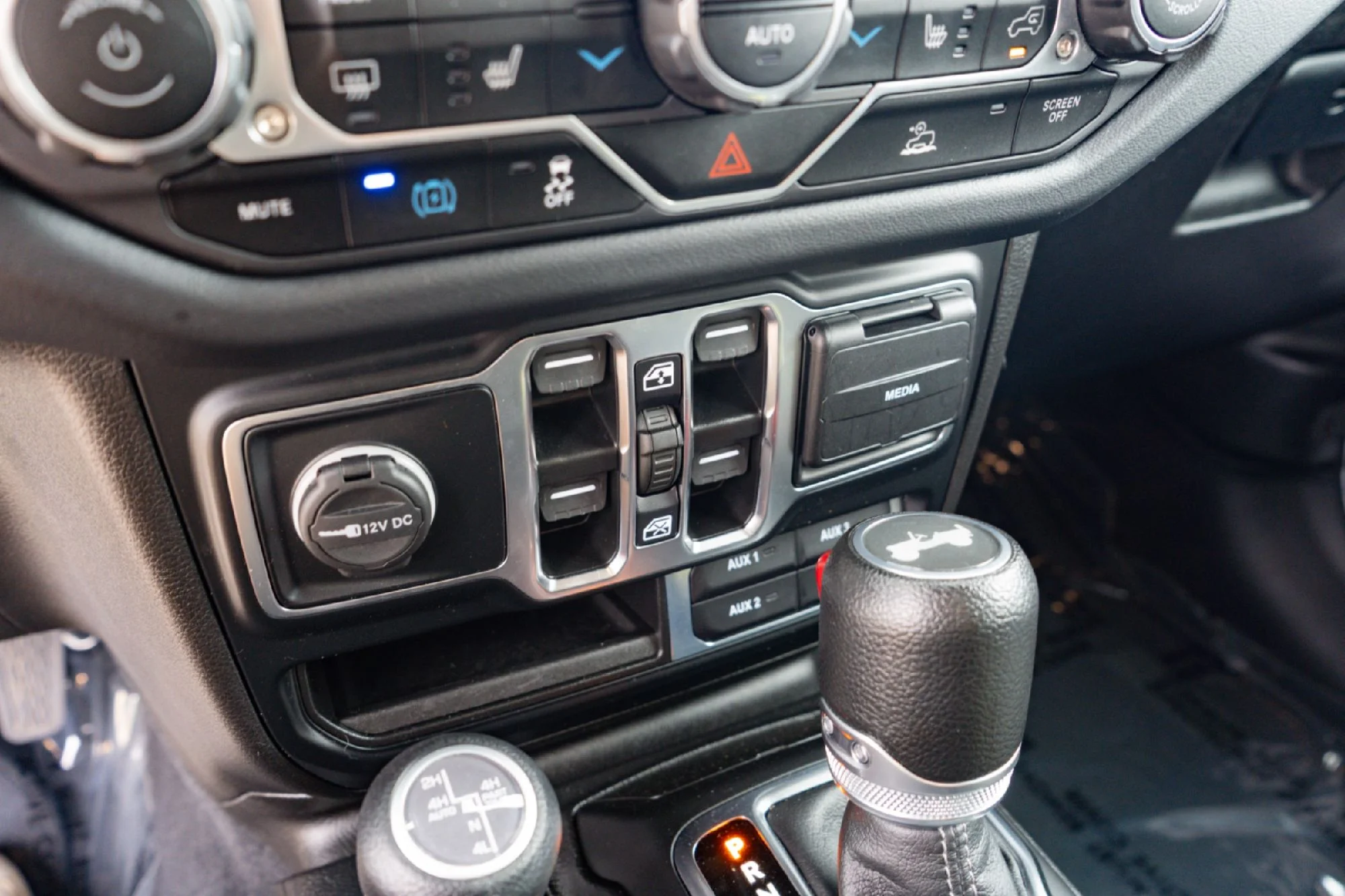 2024 Jeep Wrangler 4xe Sahara 4XE - Photo 15
