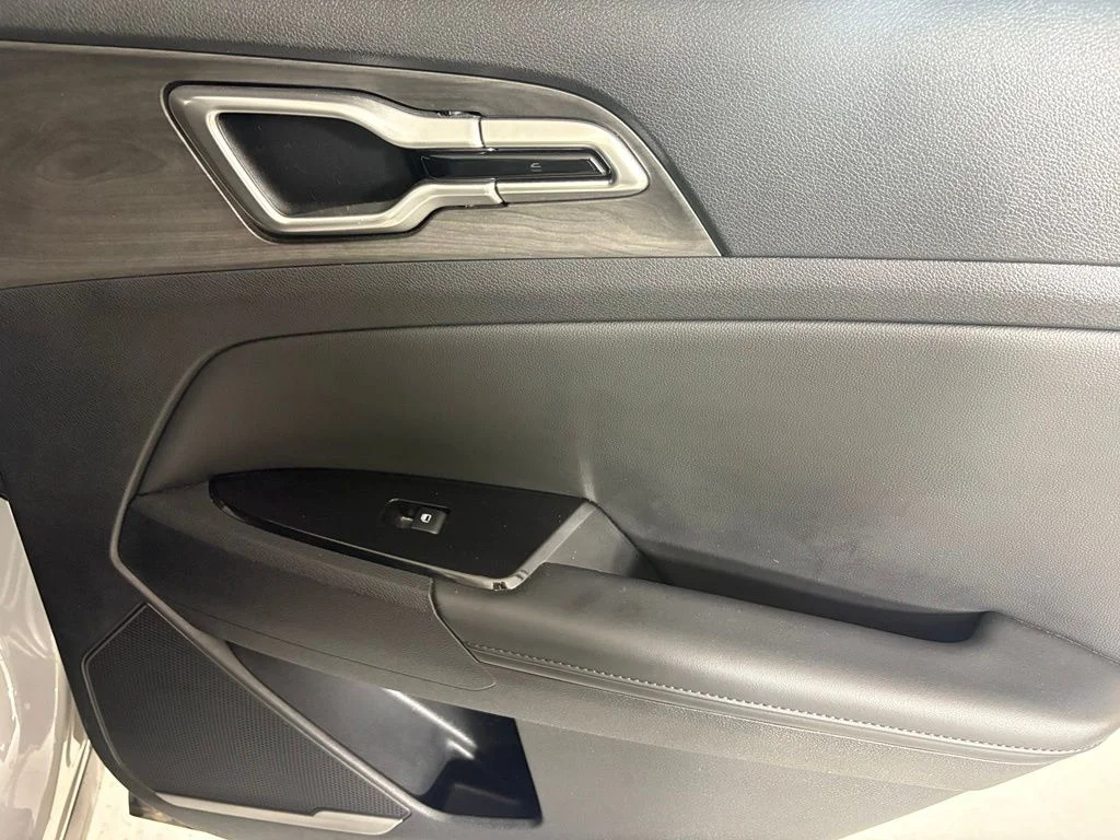 Used 2023 Gray Kia X-Line image 15