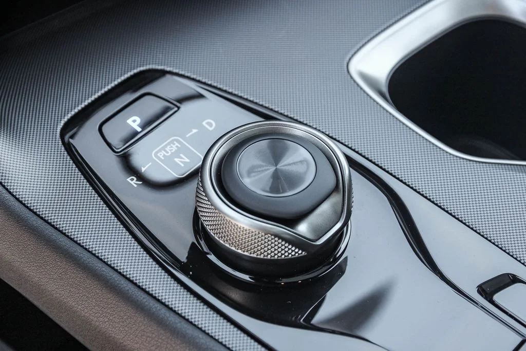 New 2026 Iridium and Black Onyx Lexus  550e F SPORT AWD image 20