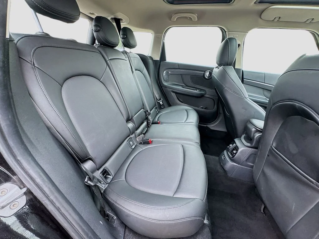 Used 2019 Black MINI Signature image 43