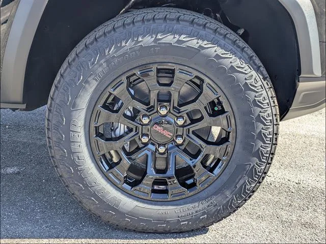 2026 GMC Canyon Elevation - Photo 11
