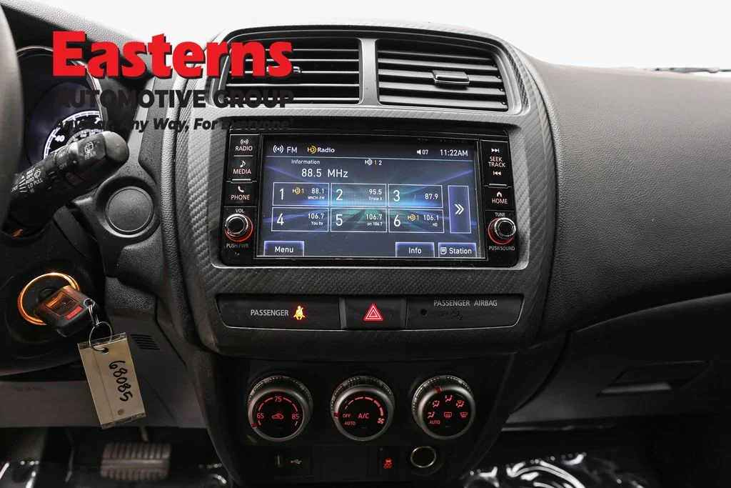 Used 2022 Black Mitsubishi 2.0 ES image 11