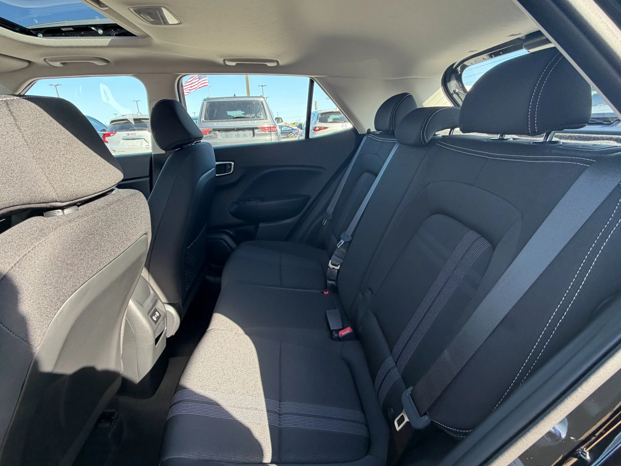 New 2026 Onyx Black Hyundai SEL image 15