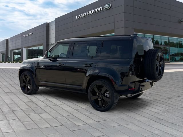 New 2026 Santorini Black Land Rover X-Dynamic SE image 3