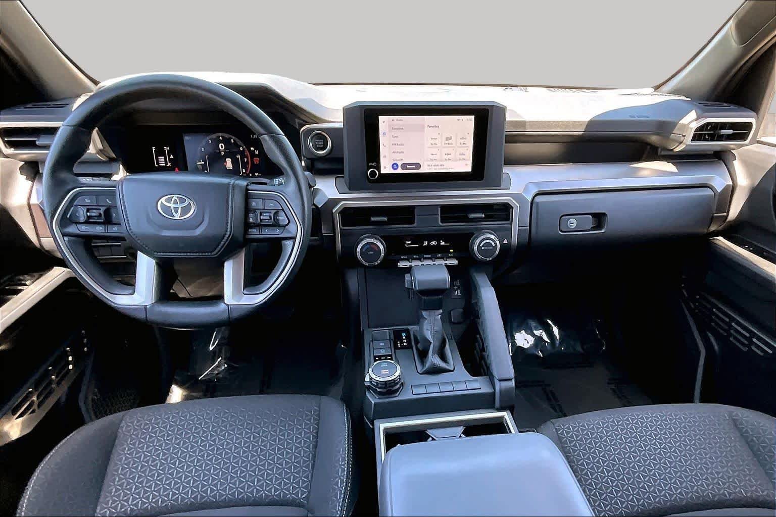 Used 2025 Underground Toyota SR5 image 15