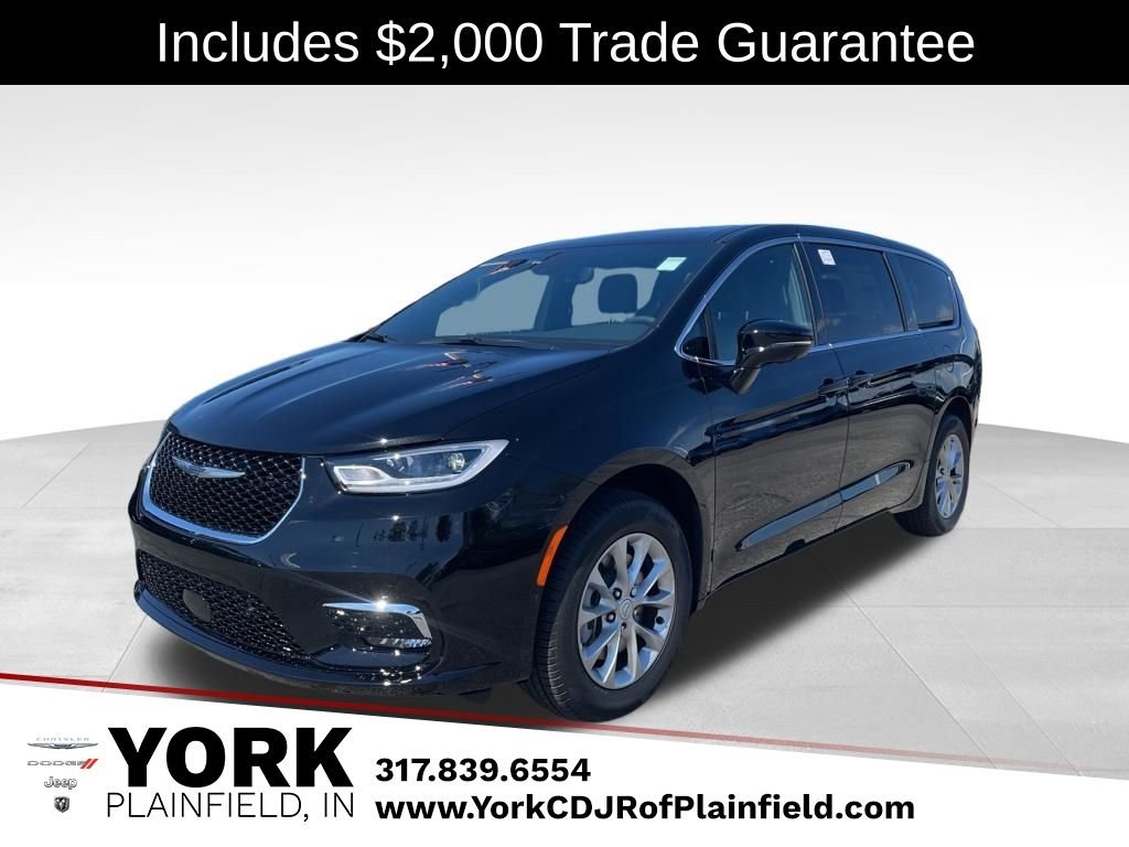 2026 Chrysler Pacifica Limited AWD's photo